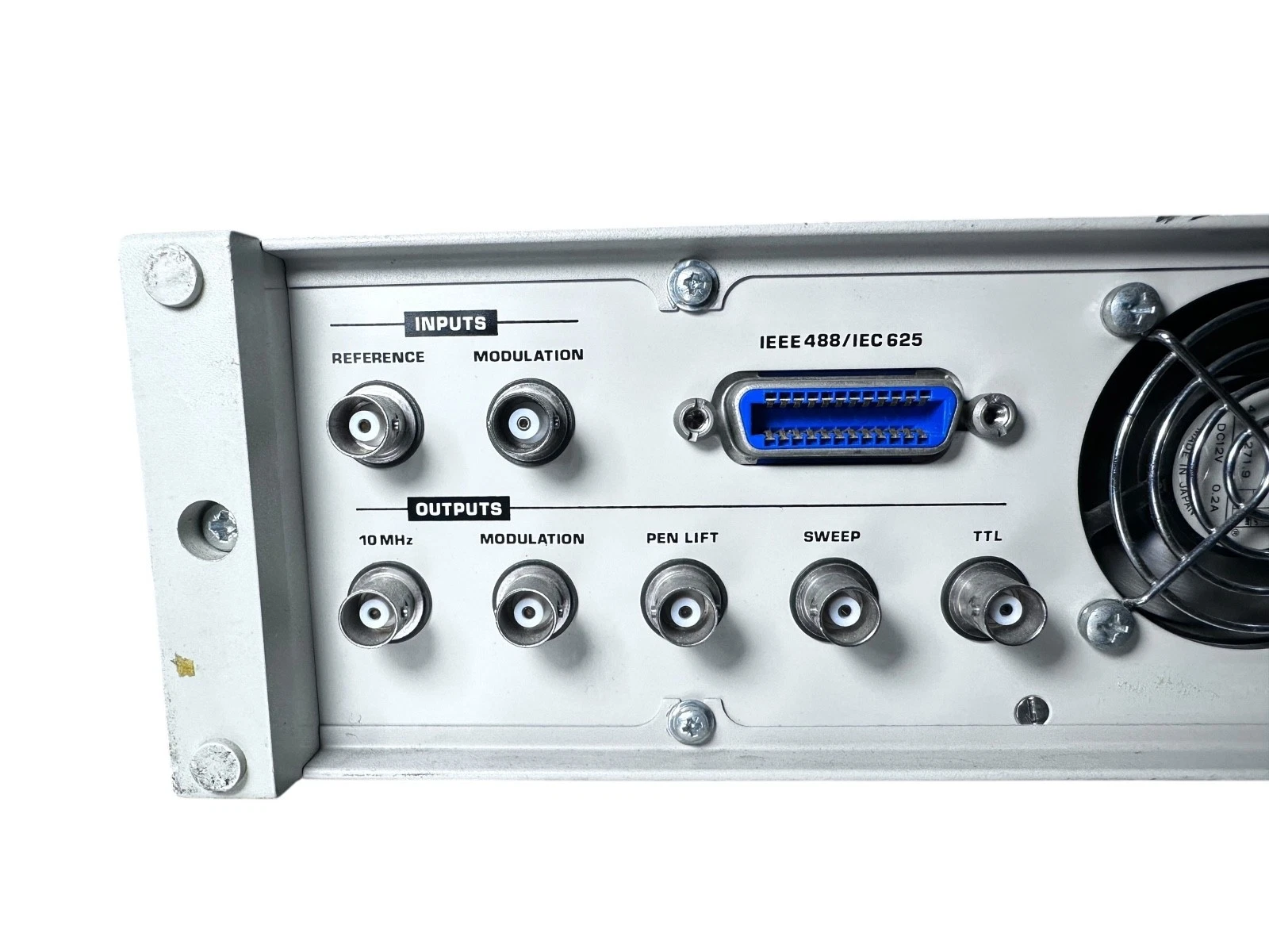 Fluke / Philips PM5138A/131 Programmable Function Generator, 0.1 mHz - 10 MHz — photo 7 of 15
