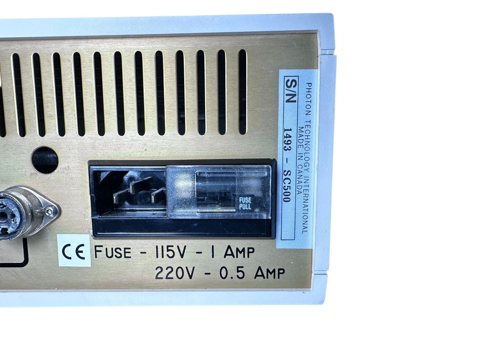 Photon Technology International (PTI) SC-500 Dual Shutter Controller — photo 2 of 8