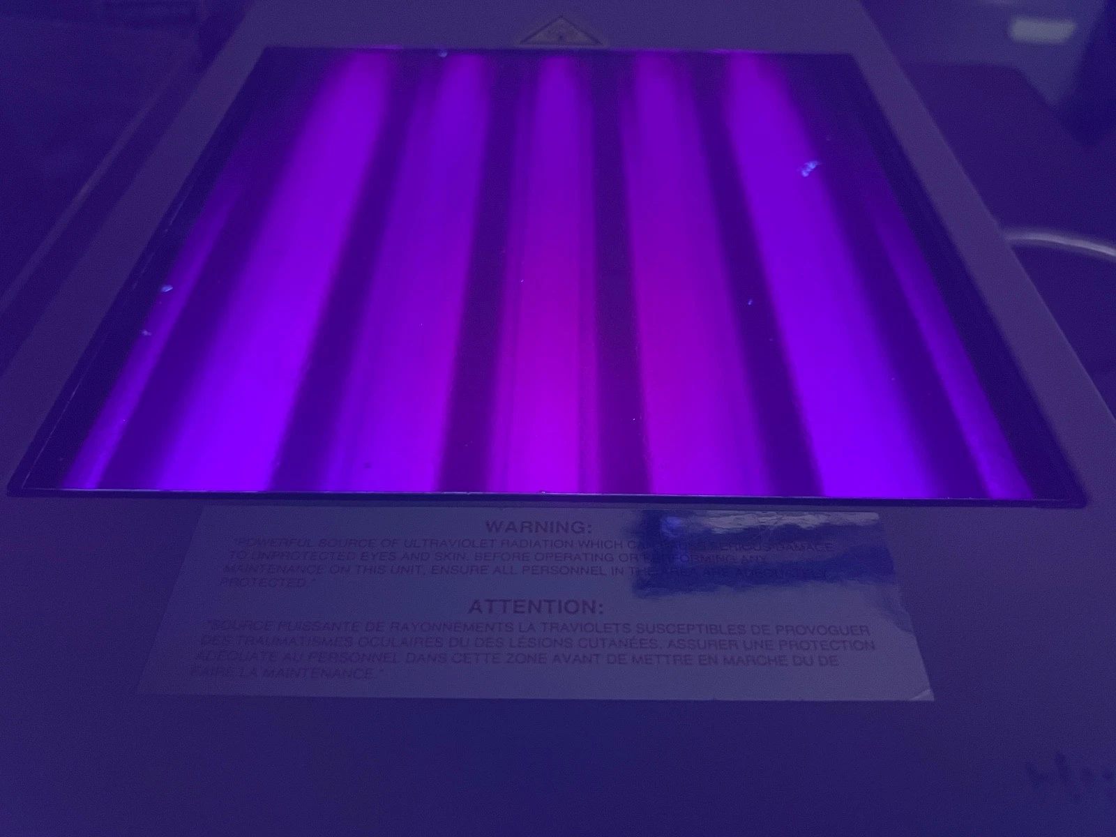 VWR Scientific LM-20E Transilluminator – Tested, Works Great – Clean Unit
