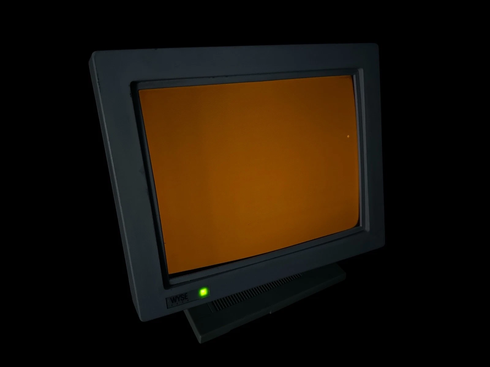 Wyse WY-160ES CRT Terminal Monitor – Serial & Parallel Ports – Tested Power On