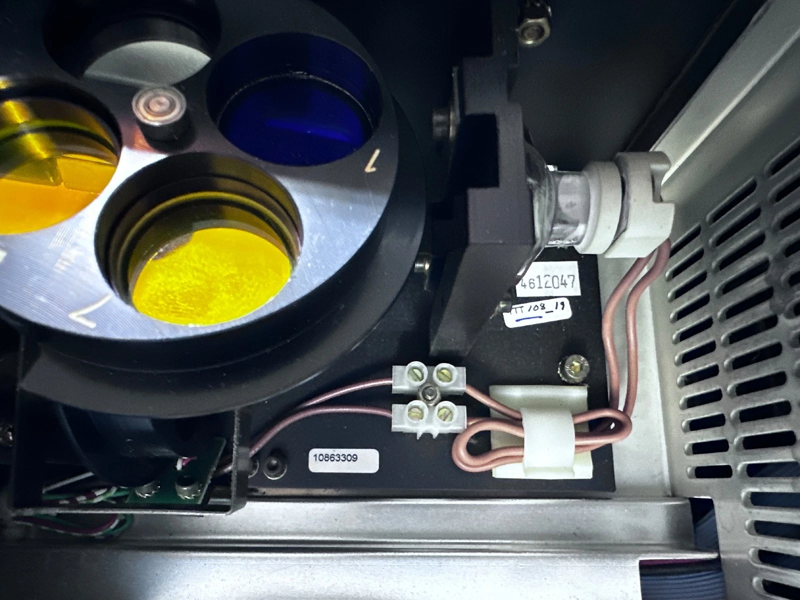 PerkinElmer Wallac VICTOR² 1420 Multilabel Counter | Pulled From Working Lab — photo 10 of 10