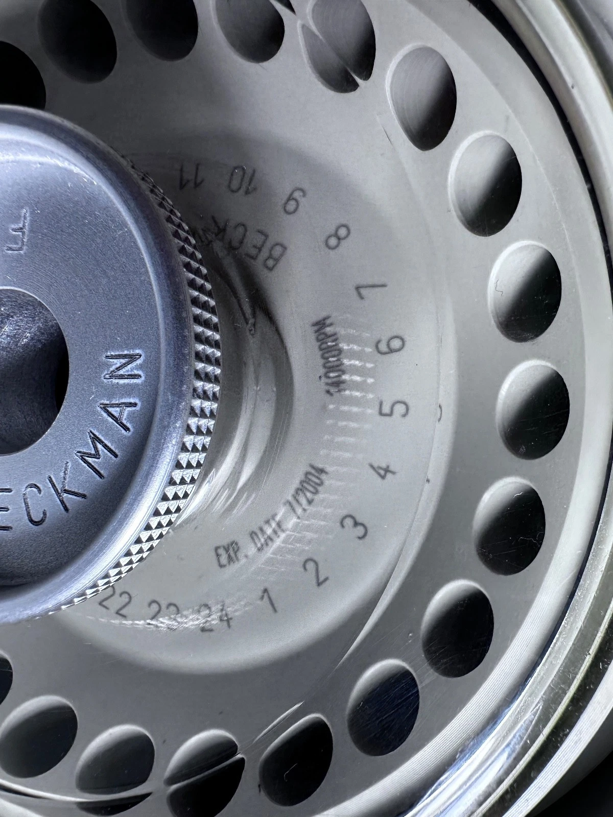 Beckman Microfuge 18 Centrifuge | Quiet Operation | Spins Up to Speed | Tested — photo 9 of 9