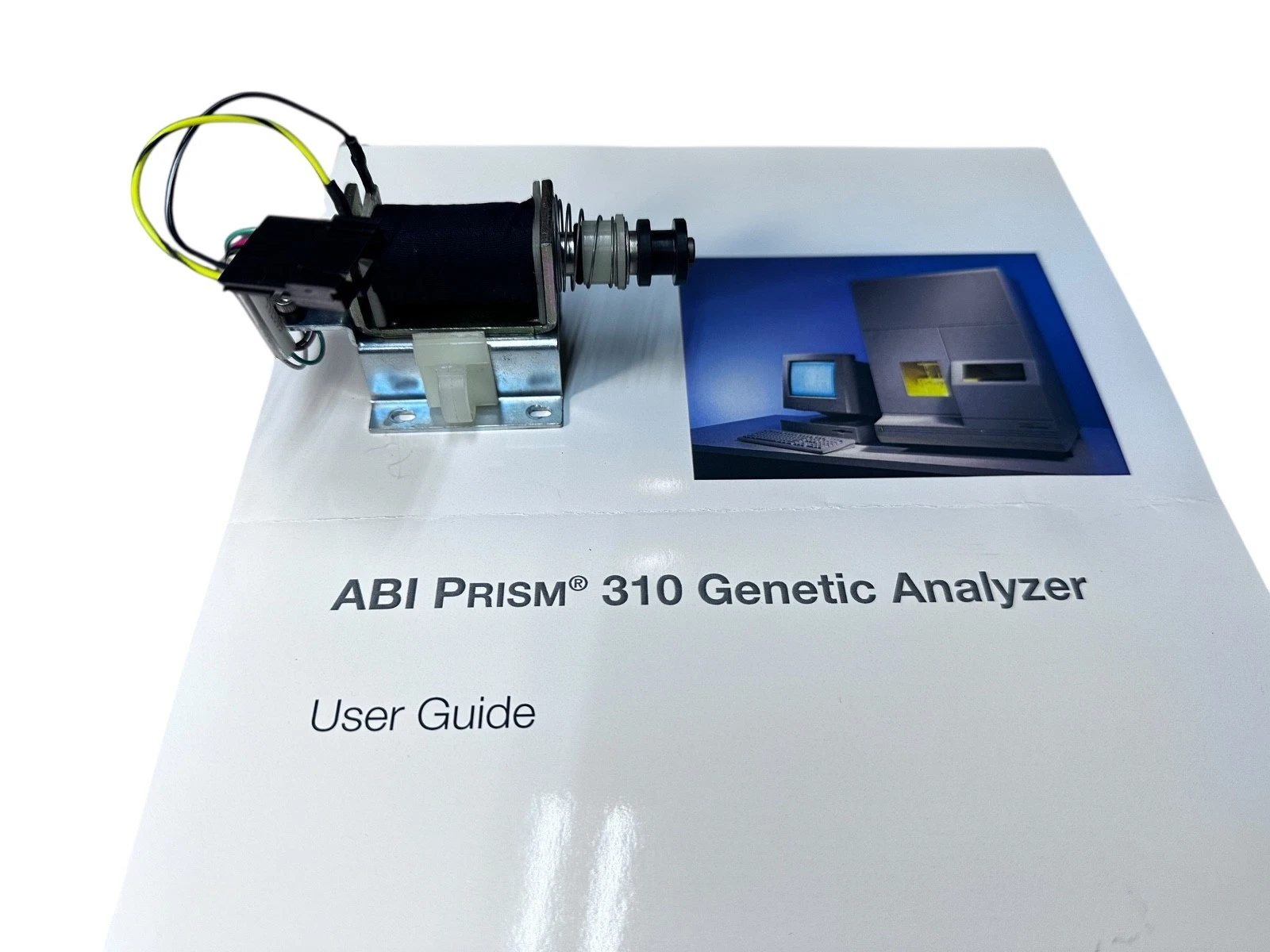 PerkinElmer / Applied Biosystems ABI Prism 310 Lid Lock Solenoid Assembly | OEM