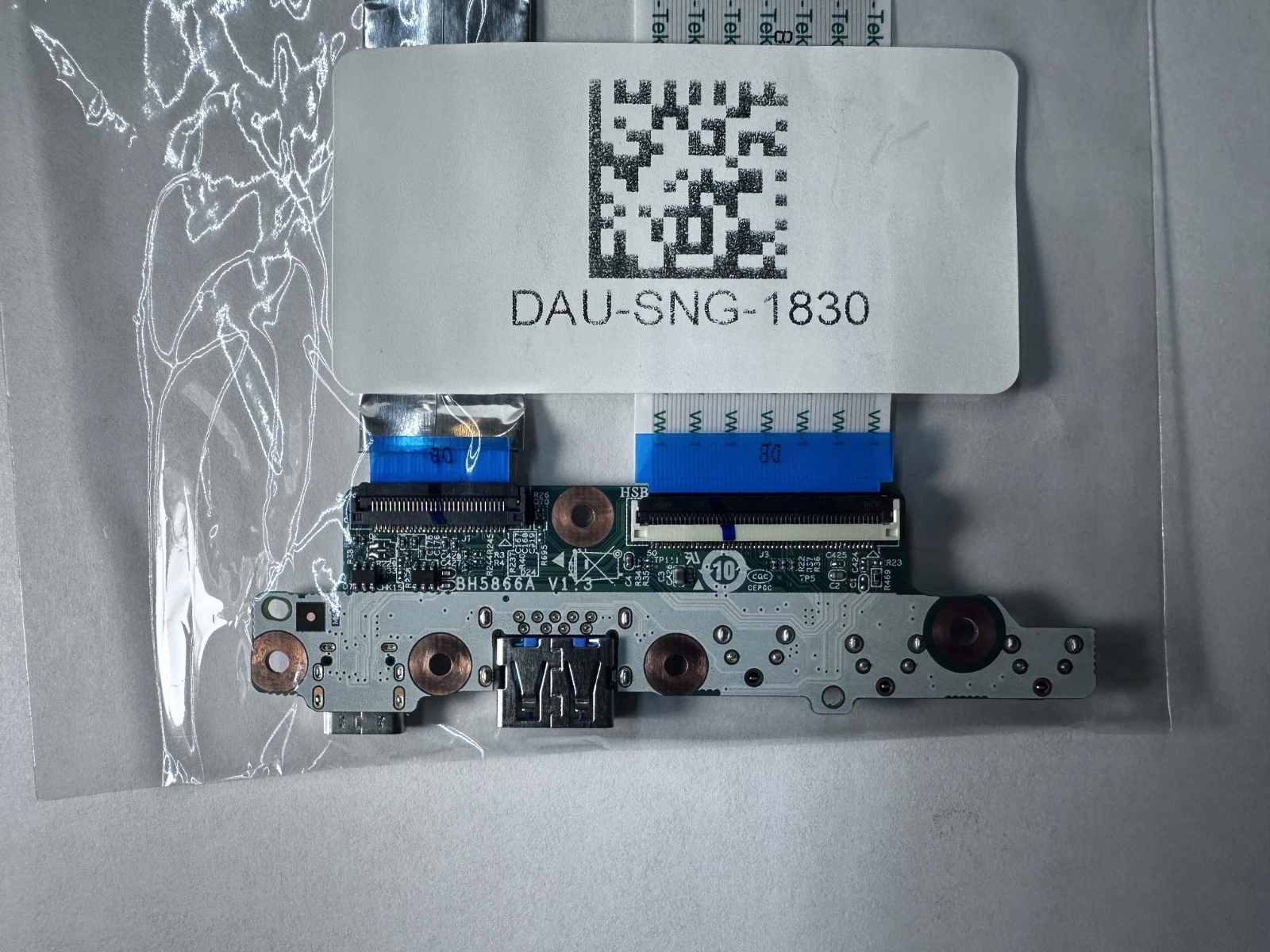 Lenovo 300e 500e Gen 2 USB-C Power Daughterboard DAU-SNG-1830 5C50T70714 — photo 5 of 5
