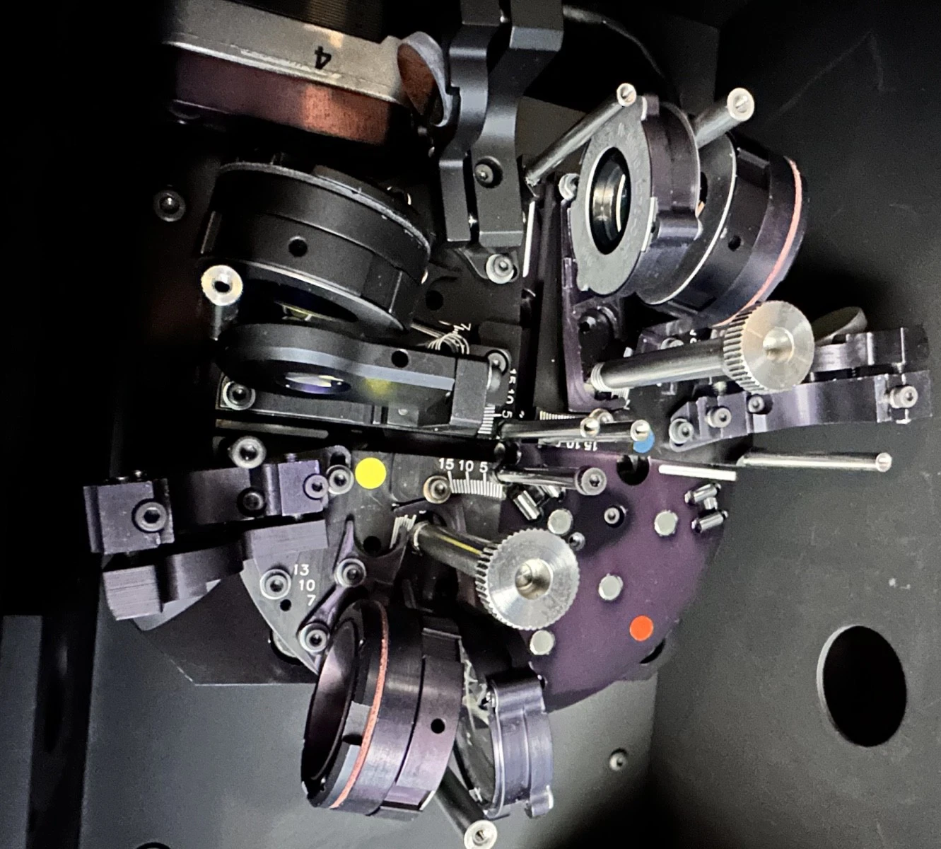 Renishaw inVia Confocal Raman Microscope System Calibrated w Software & Extras — photo 11 of 21