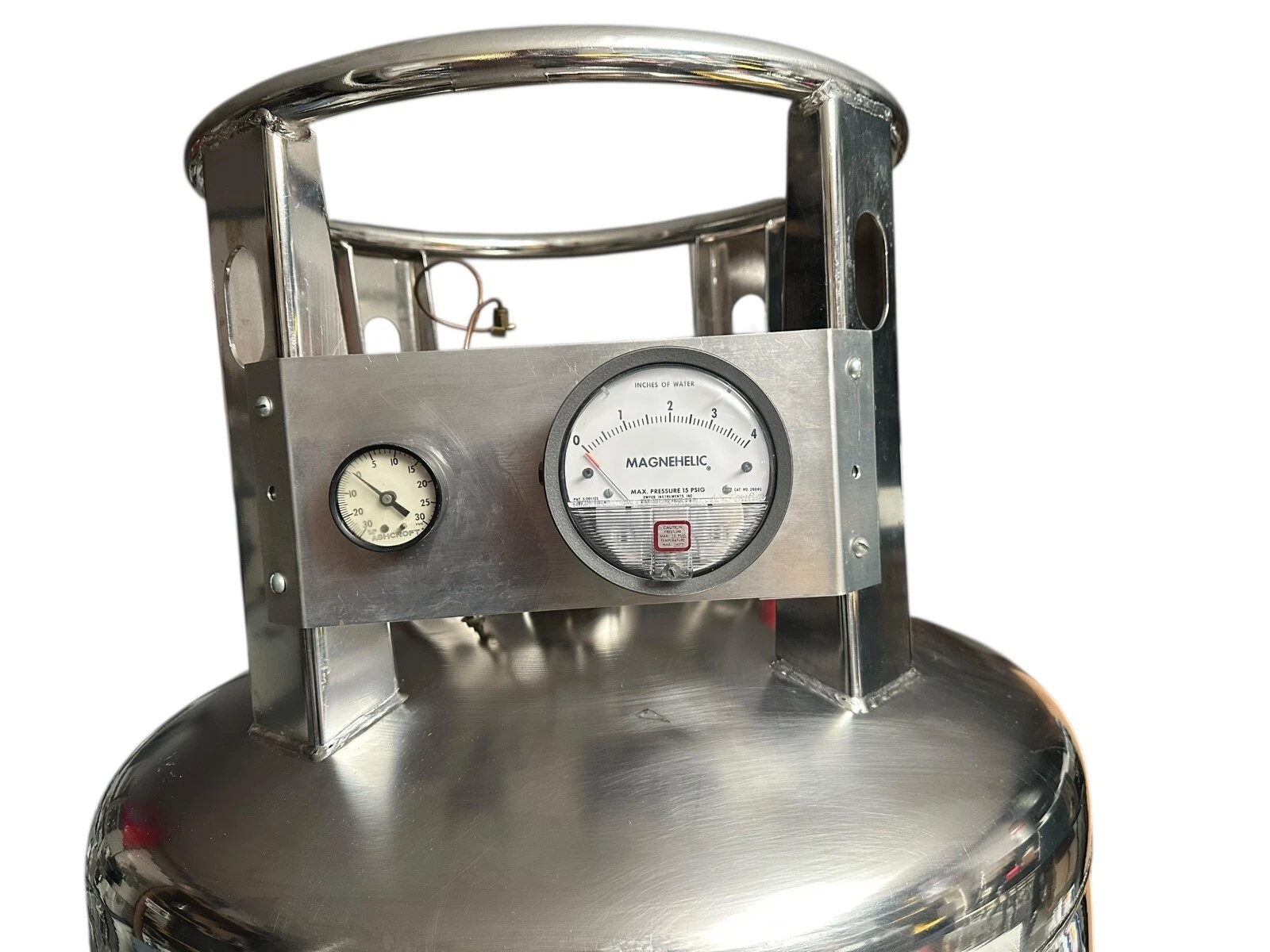Cryenco 100 LHE Liquid Helium Dewar Cryogenic Storage Tank w/ Pressure Gauge — photo 8 of 9
