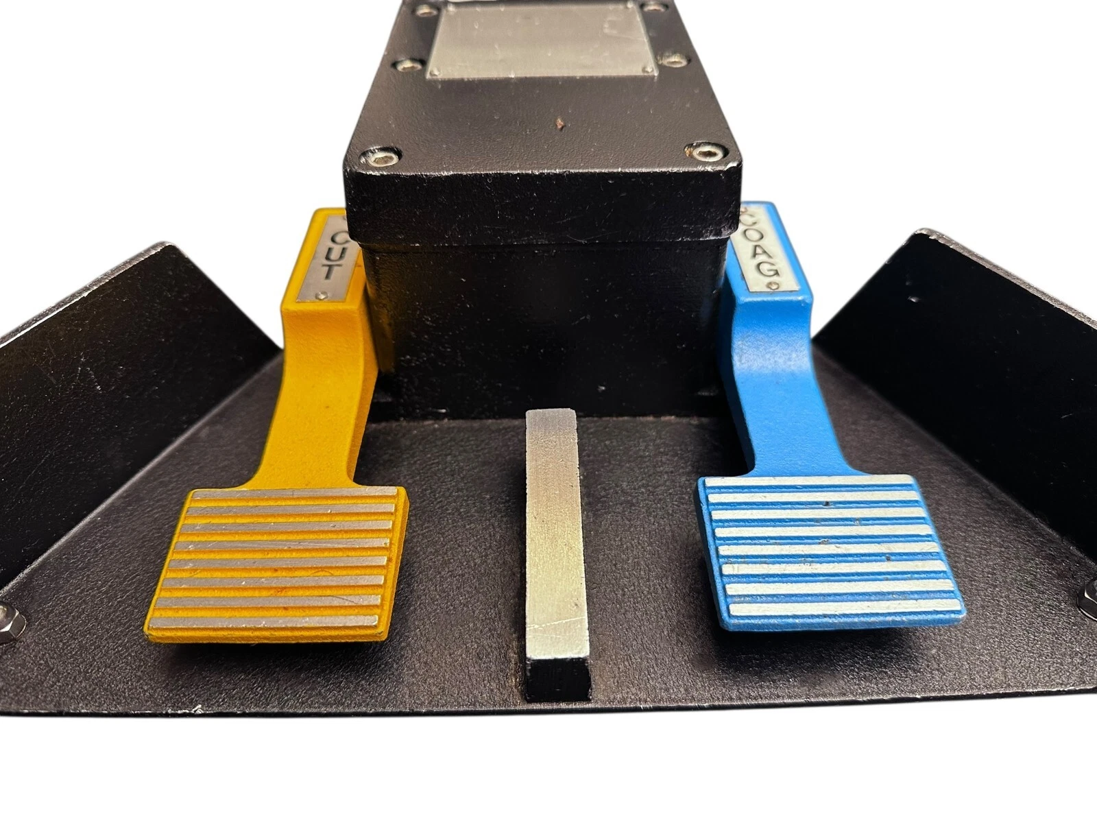 Valleylab Covidien E6008 ESU Footswitch Pedal – Cut & Coag — photo 4 of 9