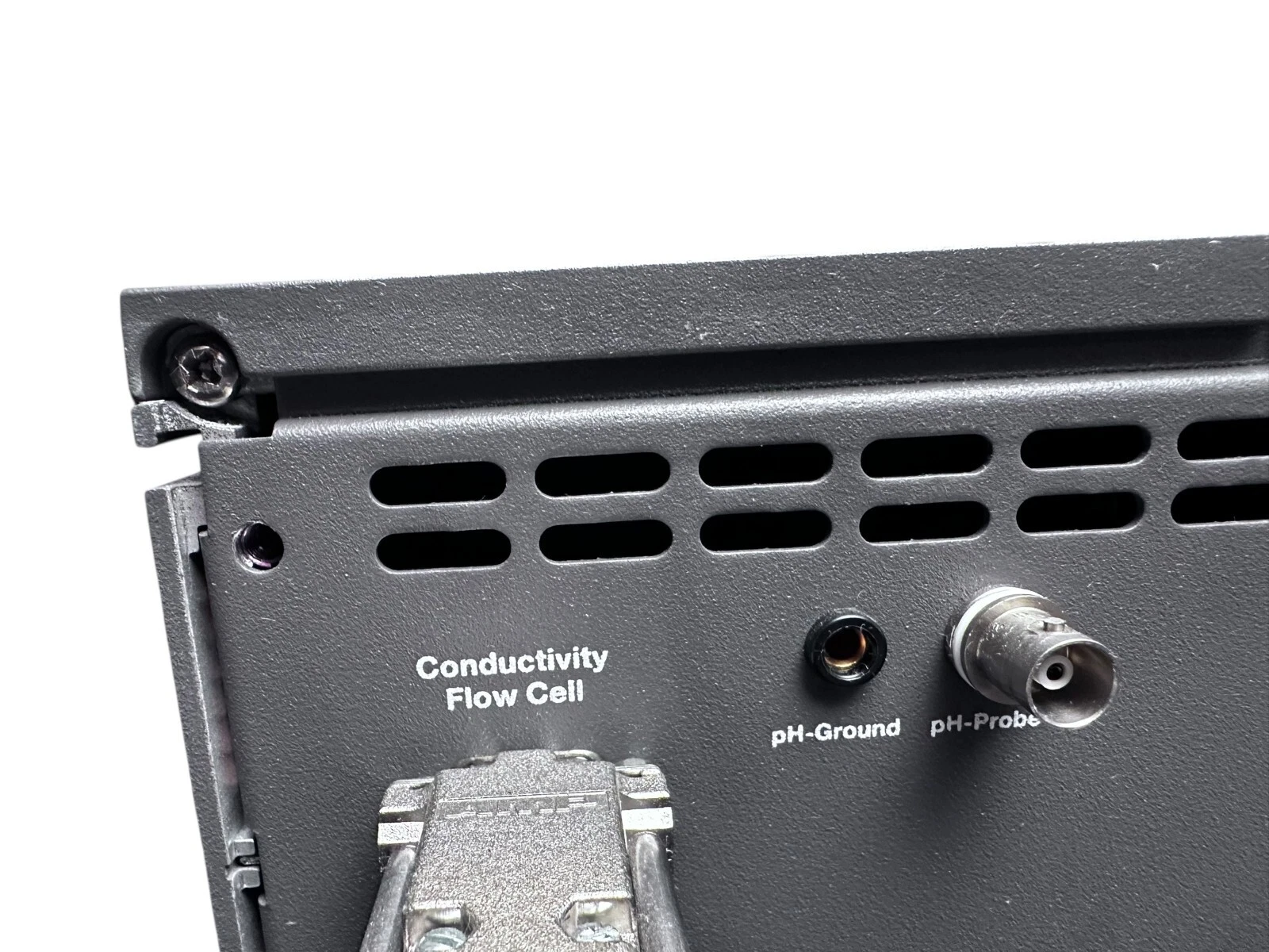 Amersham Pharmacia Biotech UPC-900 UV/Conductivity Monitor – Lab Tested, Minimal — photo 9 of 10