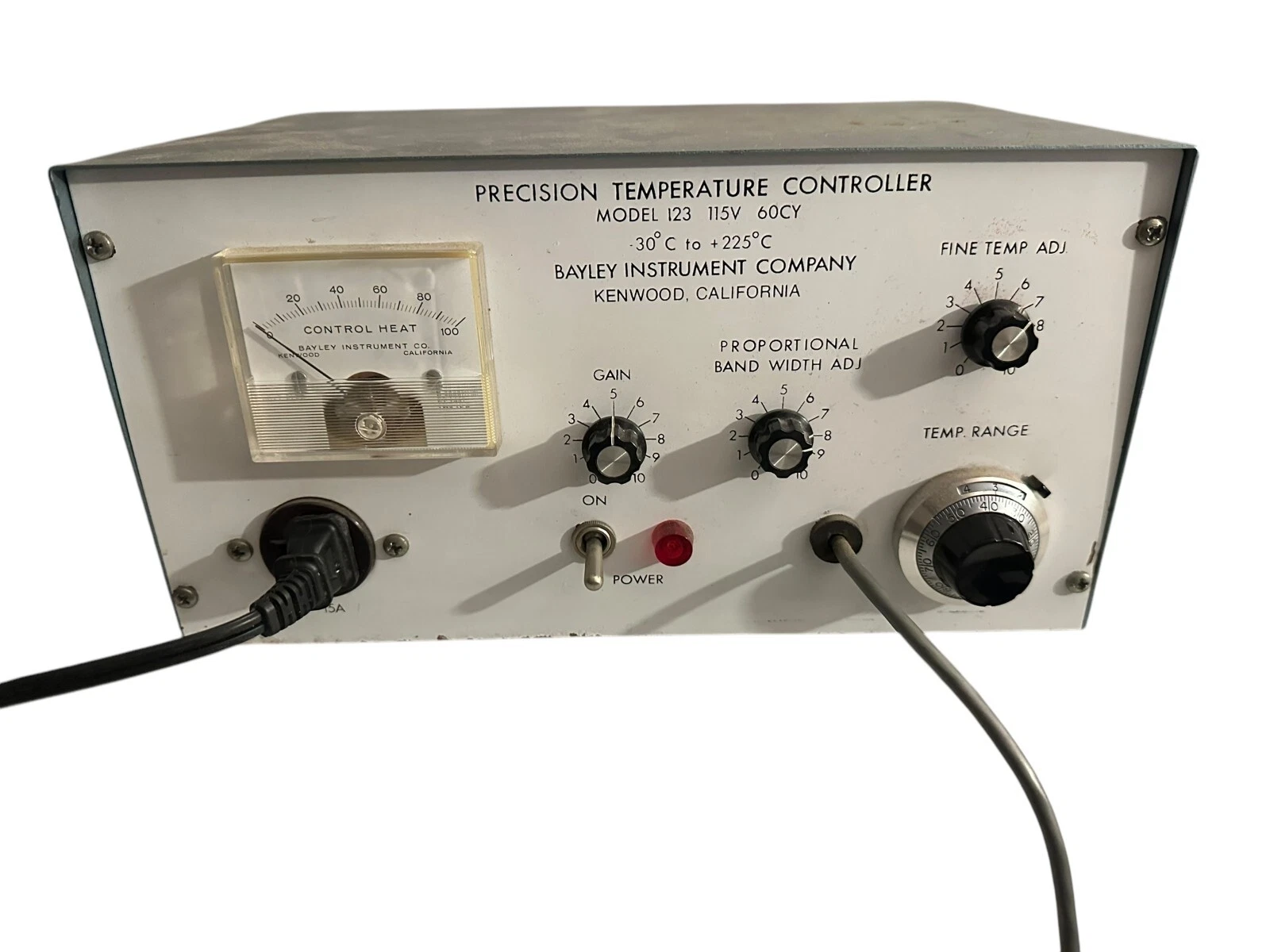 Bayley Instrument Company Precision Temperature Controller Model 123 -30°C to +2