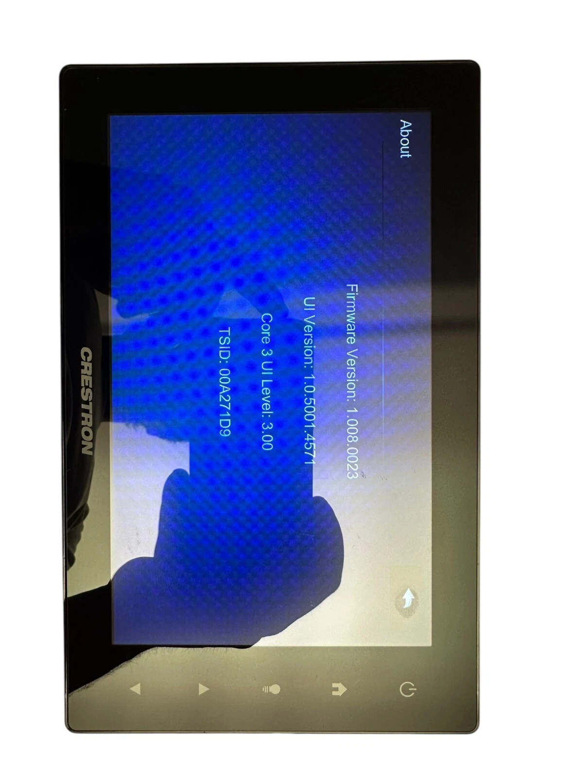 Crestron TSW-750-B-S 7” Touchscreen Panel | Tested | Fully Functional | PoE — photo 4 of 5