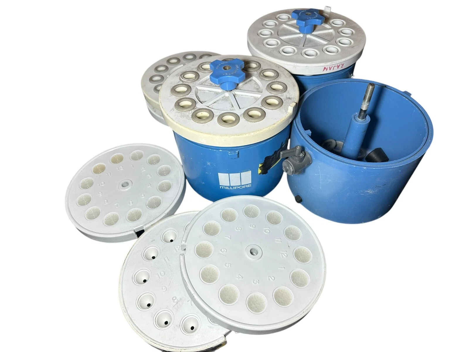 Millipore Vacuum Manifolds with 12-Place Aluminum Filter Holders – Lot of 3 Unit — photo 2 of 4