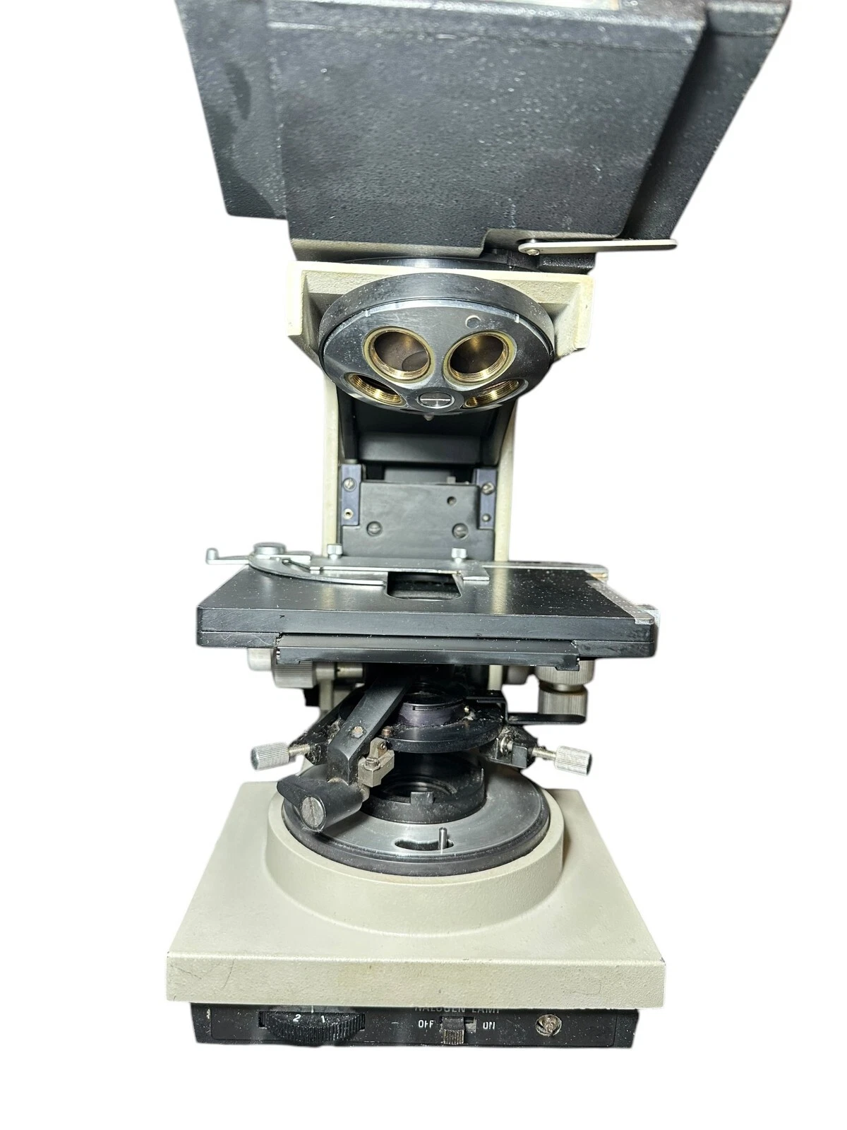 Bausch & Lomb Balplan Binocular Microscope with Mechanical Stage –Model 31-32-16 — photo 6 of 10