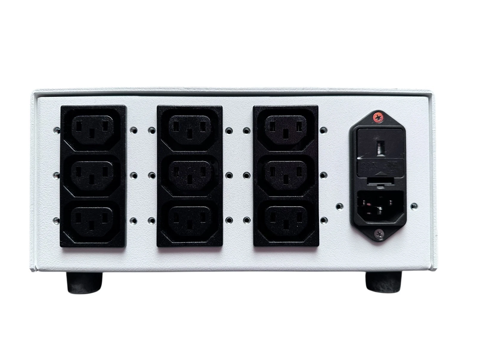 Medical Toroid IB1-462 Medical-Grade Power Distribution Unit w/ 12 IEC Outlets — photo 2 of 7