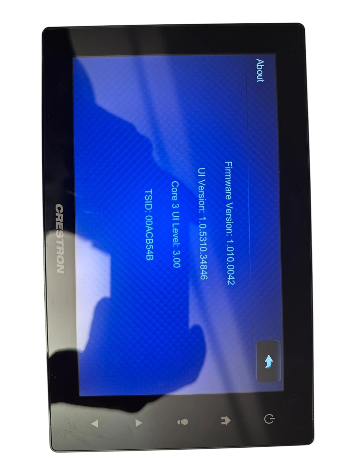 Crestron TSW-750-B-S 7” Touchscreen Panel | Tested | Fully Functional | PoE — photo 4 of 6