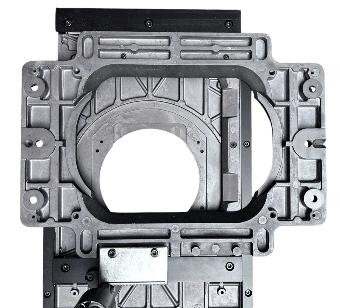 Precision Microscope XY Stage Plate Assembly with Mounting Bracket & Adjuster — photo 4 of 7