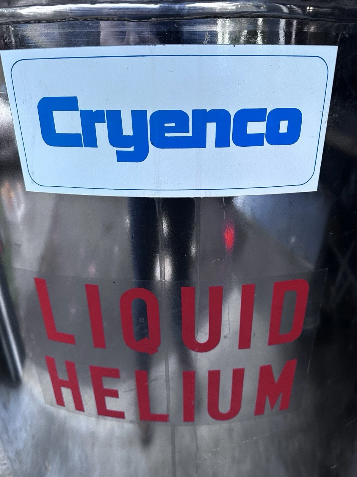 Cryenco NMR 250L Liquid Helium Storage Dewar — photo 9 of 15