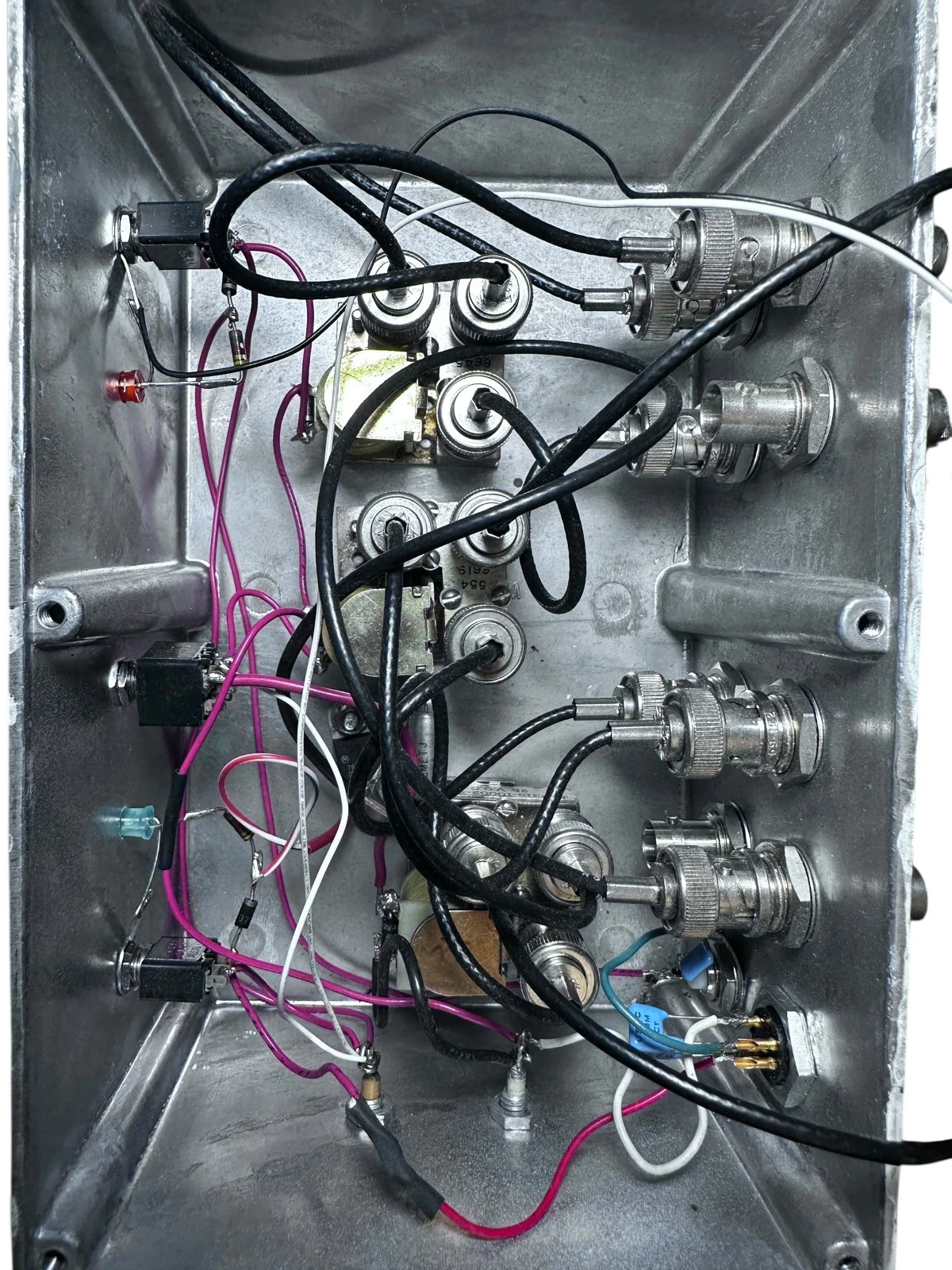 Custom RF Signal Switching Box with Amphenol 315-10002-3 RF Modules — photo 8 of 8