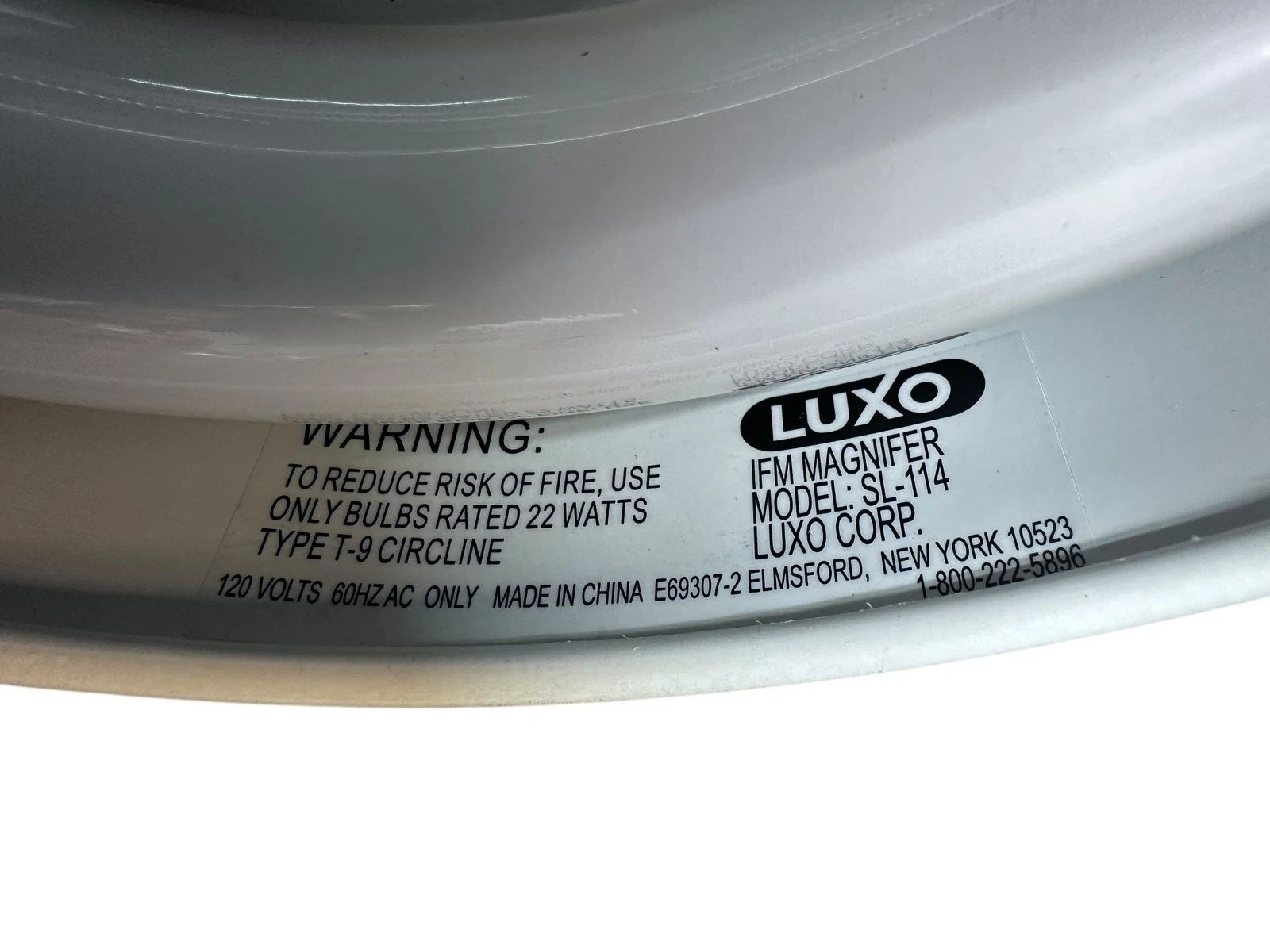 Luxo SL-114 IFM Magnifier Lamp w/ Arm – 3D Lens & Circline Light, 120V – New — photo 3 of 10