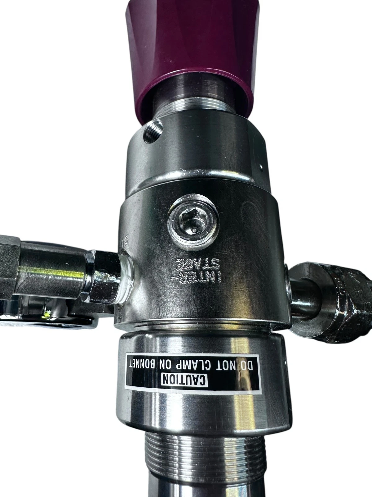 ProStar PRS301233 Regulator 3000 PSI 100 PSI WIKA Dual Gauge Ohmeda Flowmeter — photo 14 of 17