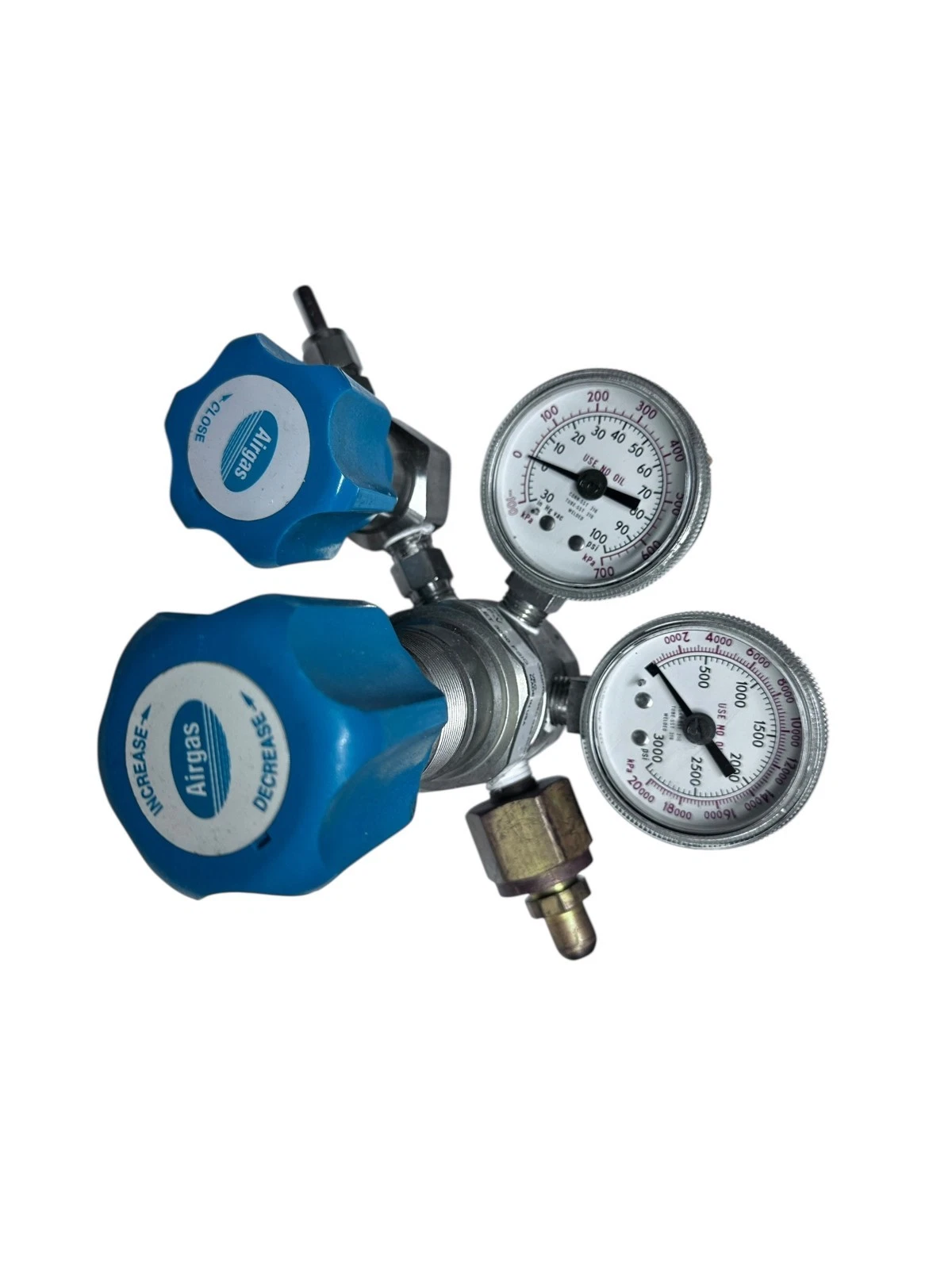 Airgas VEC 410-2-4F-V Compressed Gas Regulator 3000 PSI w/ Dual Gauges DRK-2A-SB — photo 2 of 9