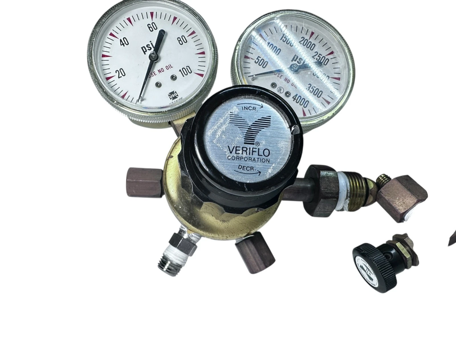 TWO Veriflo 11500870 DECRA Dual Gauge Gas Regulator 4000 PSI USA — photo 2 of 8