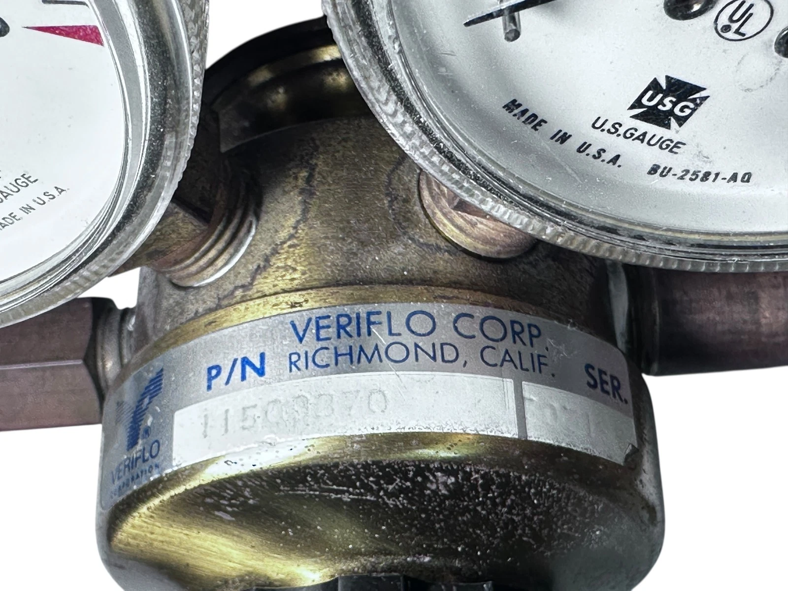 TWO Veriflo 11500870 DECRA Dual Gauge Gas Regulator 4000 PSI USA — photo 7 of 8