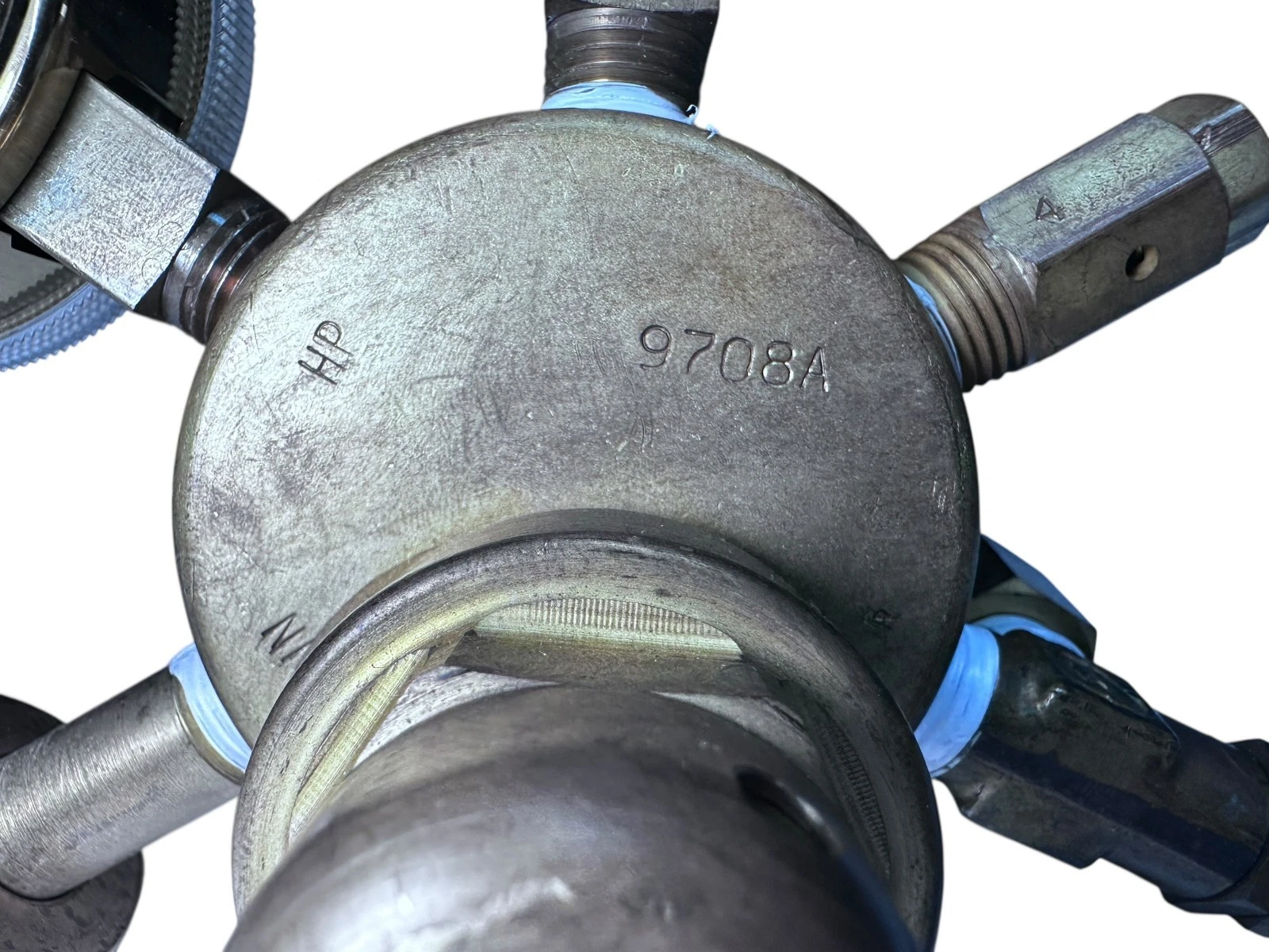 Western Enterprises Accu-Trol 7810 Dual Gauge Gas Regulator 4000 PSI WIKA USA — photo 5 of 7