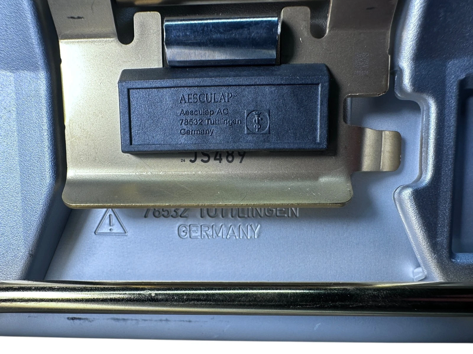 Aesculap SterilContainer S2 JS440 Aluminum Storage Case – Made in Germany — photo 12 of 12