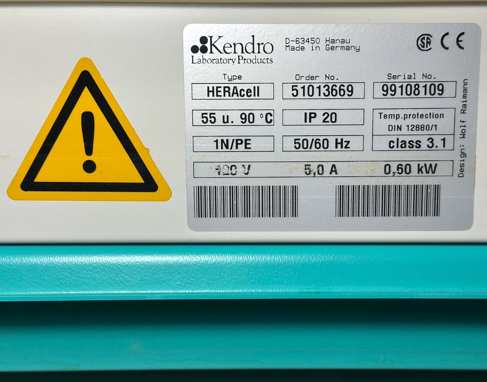 Heraeus Kendro HERACell CO₂ Regulator / Solenoid Valve Assembly Bürkert — photo 8 of 9