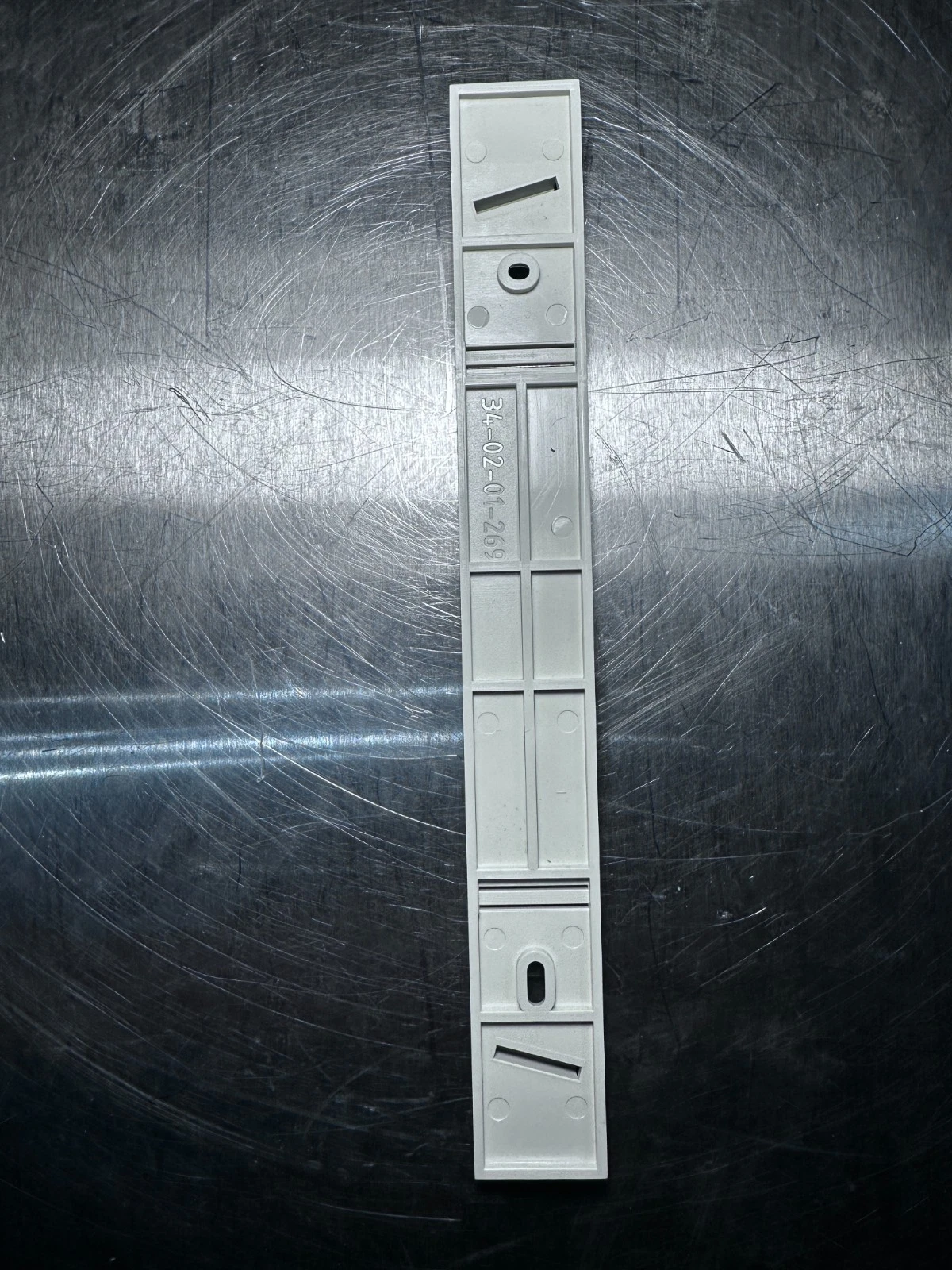 seca 869 Digital Medical Scale | 550 lb / 250 kg Capacity | New Batteries — photo 9 of 10
