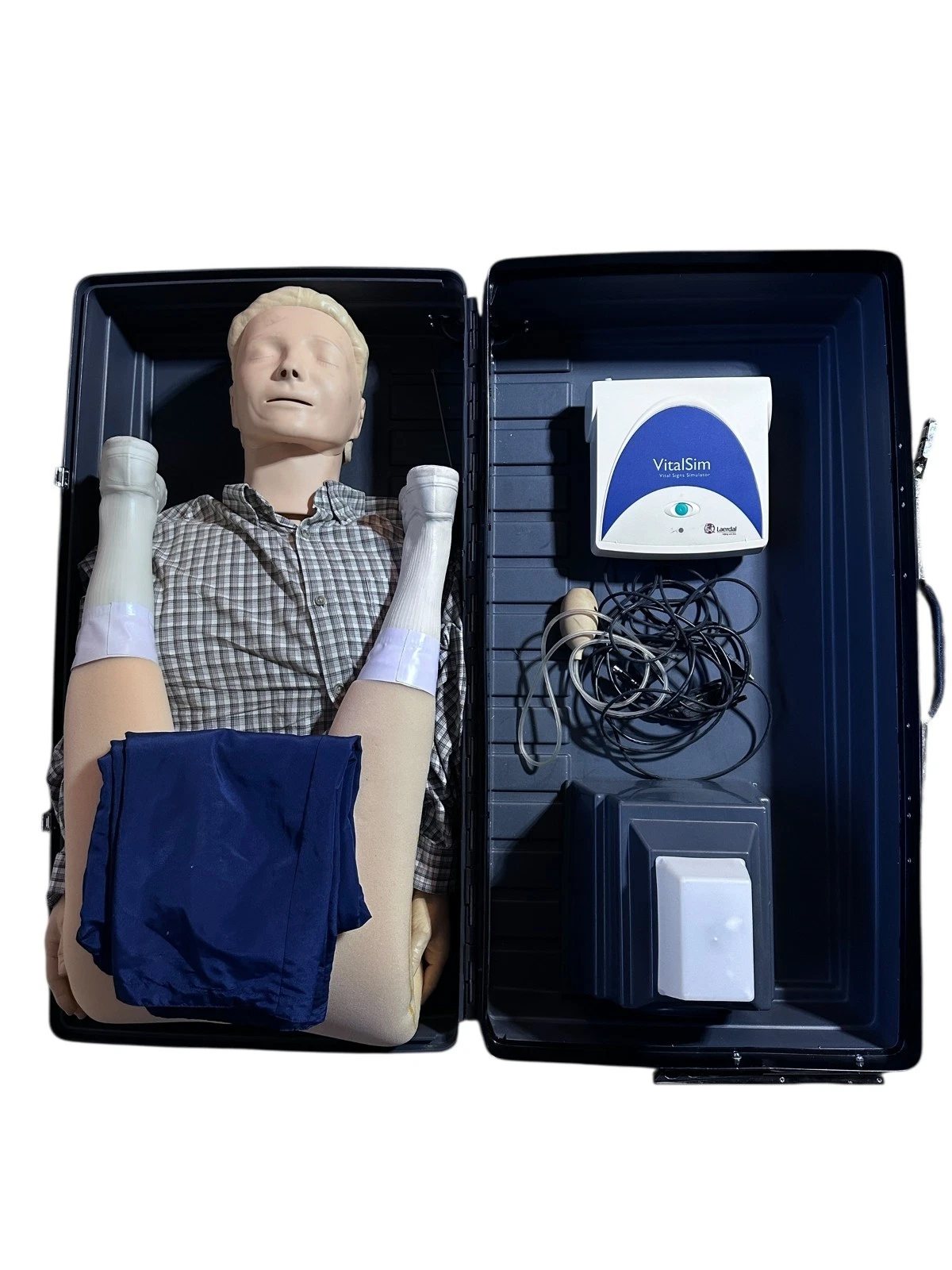Laerdal Resusci Anne CPR Training Manikin w/ VitalSim Control Unit – Excellent — photo 7 of 11