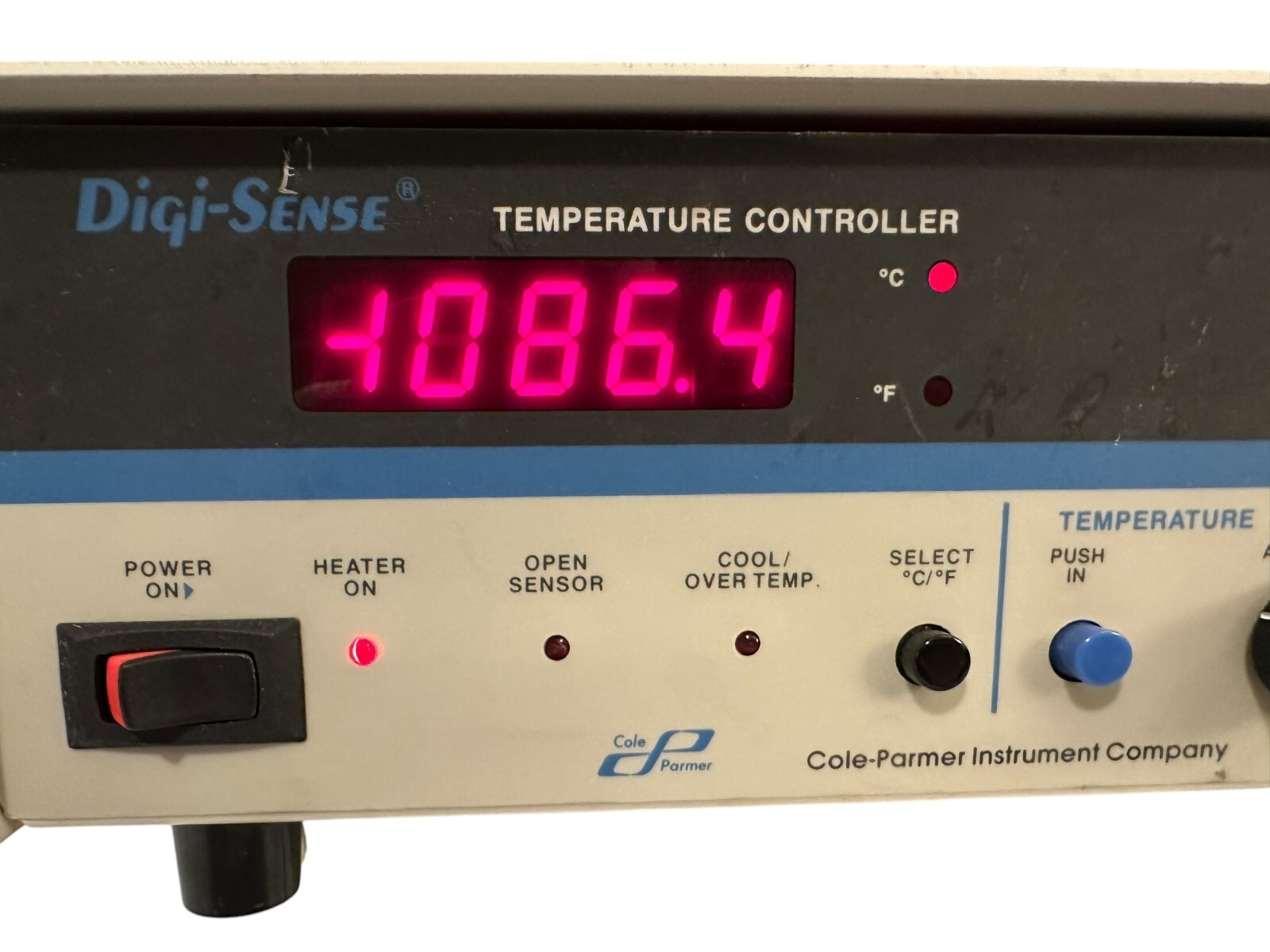 Digi-Sense Temperature Controller – Model 2186-10A available from Noble Lab Trade
