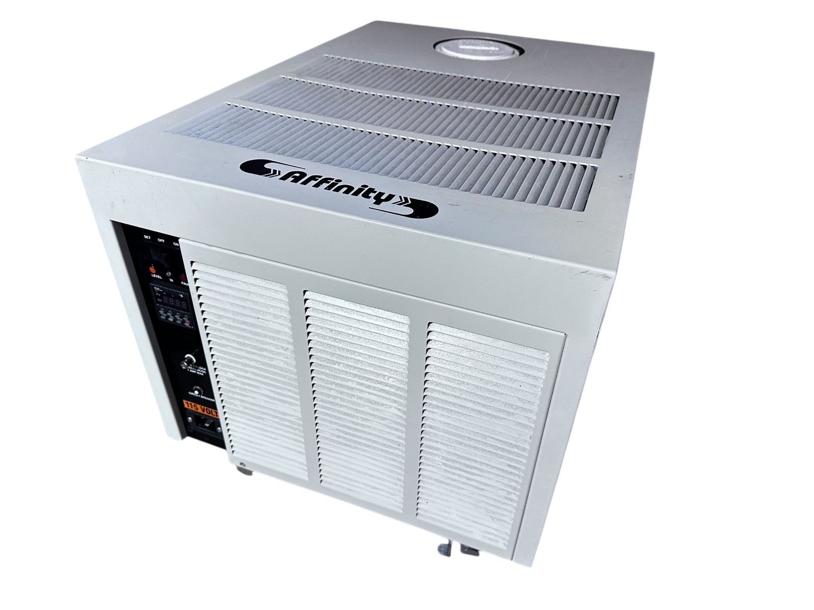 Affinity EWA-04AA-CD02CBN0 Recirculating Water Chiller 115V – Tested & Working available from Noble Lab Trade
